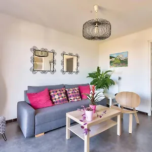 Superb 1 Bed 5 Min Walk To The Beach Pointe Rouge Appartement